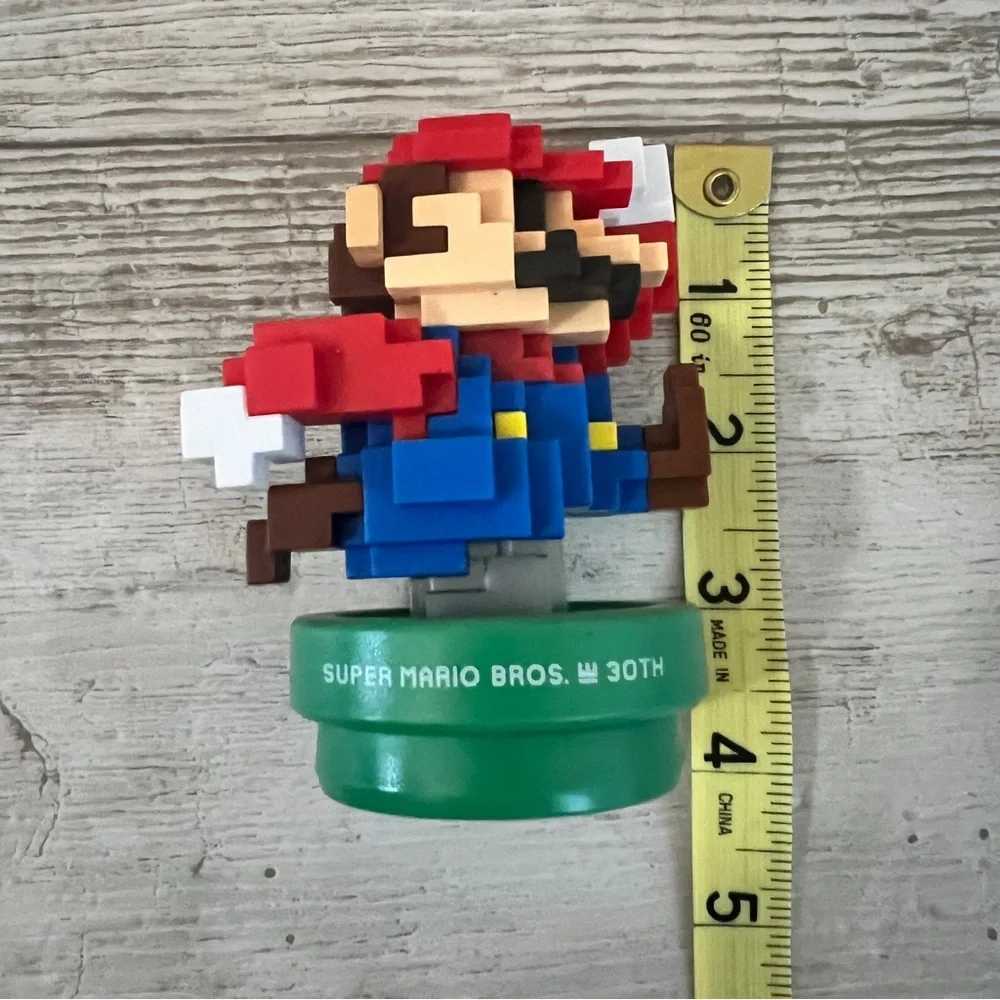 Nintendo Switch Super Mario Bros 30th Anniversary 8-Bit Modern Color Amiibo
